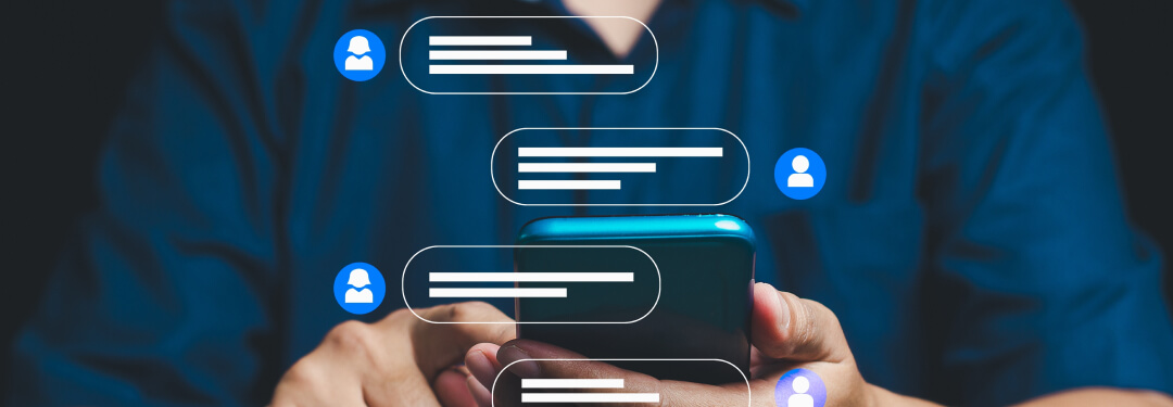 Infographic illustrating steps to enhance customer service using chatbots for efficient communication and support.