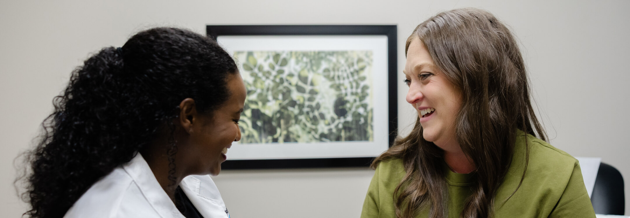 Engaging communication between doctors about patient care access concerns.