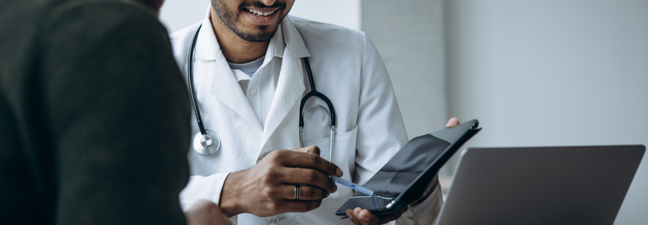 PHG_Stock_Blog_AI-in-Healthcare-Transforming-Care_Q4_2025